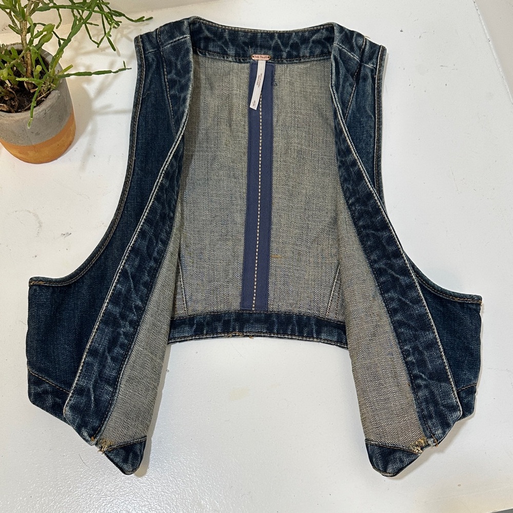 Free People Dark Blue Cropped Denim Vest - Picture 3 of 8